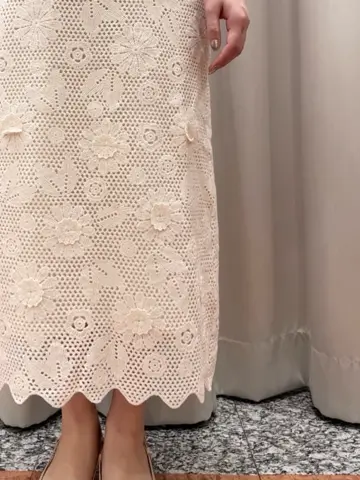 GRACE CONTINENTAL The Banquet 関谷　真琴 コーディネート画像