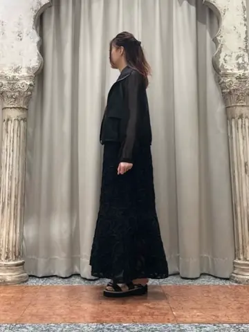 GRACE CONTINENTAL The Banquet 関谷　真琴 コーディネート画像