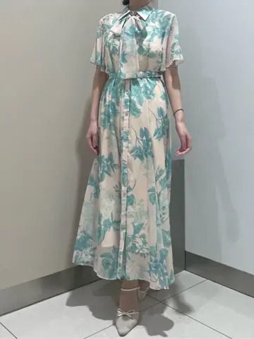 GRACE CONTINENTAL The Banquet Ezawa.M コーディネート画像