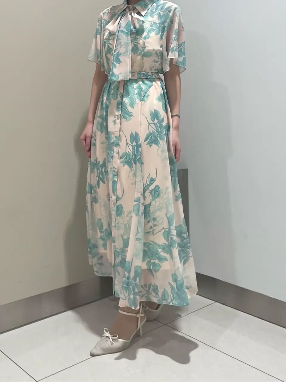 GRACE CONTINENTAL The Banquet Ezawa.M コーディネート画像