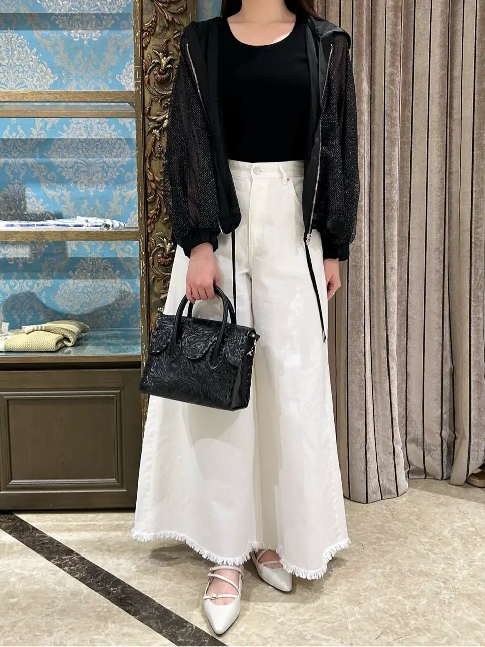 GRACE CONTINENTAL The Banquet Taura コーディネート画像