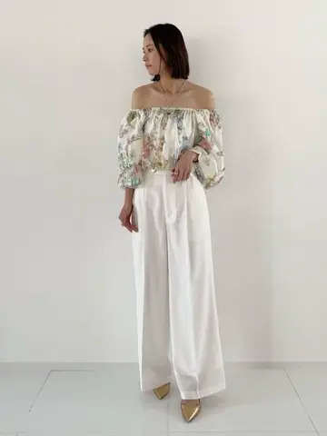 GRACE CONTINENTAL The Banquet 亀田 未希 コーディネート画像