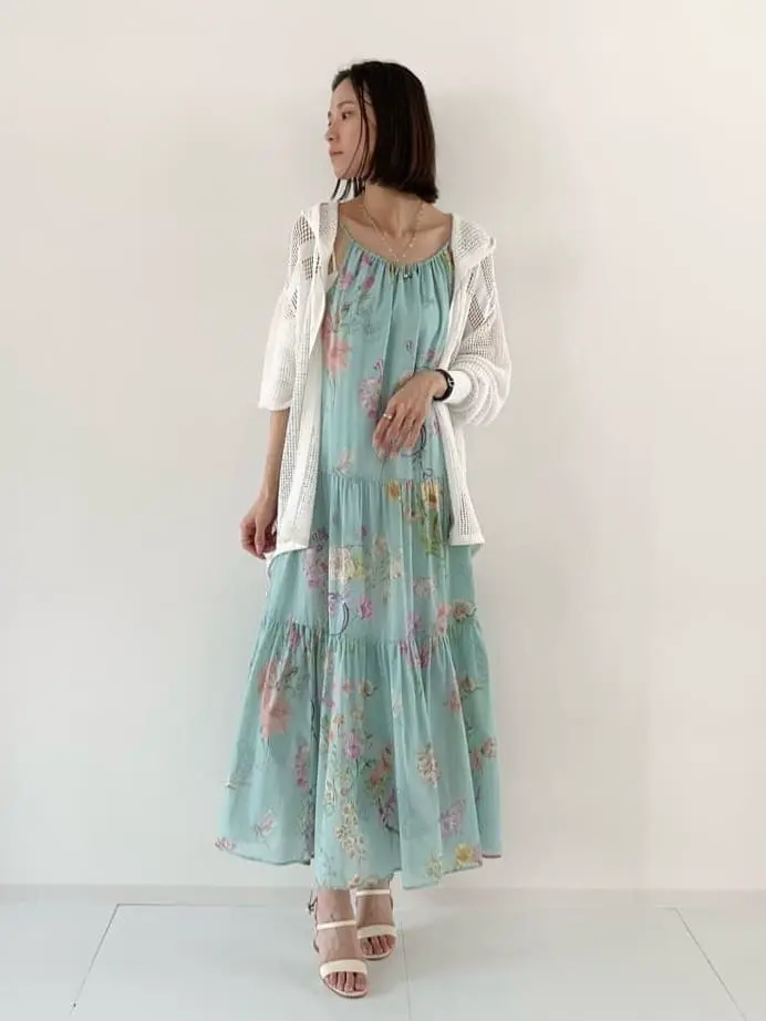 GRACE CONTINENTAL The Banquet 亀田 未希 コーディネート画像