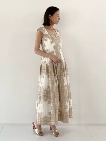 GRACE CONTINENTAL The Banquet 亀田 未希 コーディネート画像