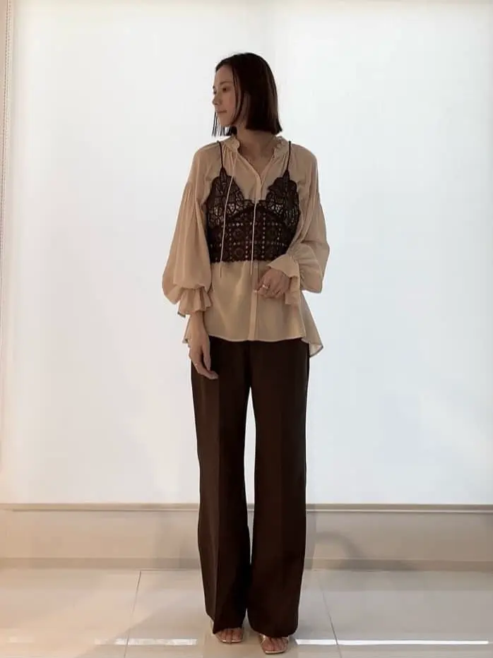 GRACE CONTINENTAL The Banquet 亀田 未希 コーディネート画像