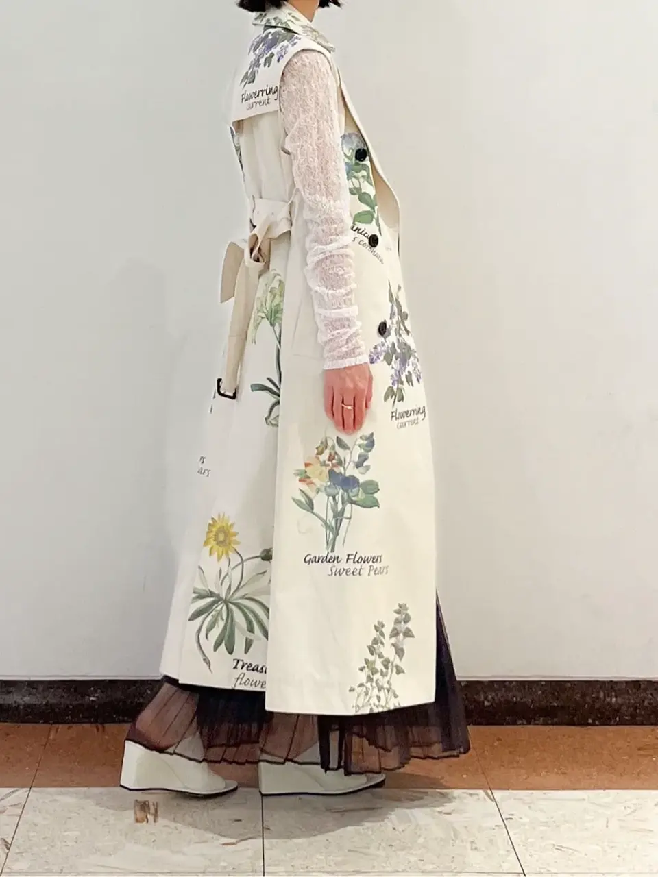 GRACE CONTINENTAL The Banquet yuri コーディネート画像