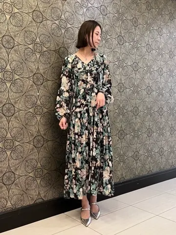 GRACE CONTINENTAL The Banquet 亀田 未希 コーディネート画像