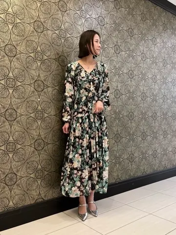 GRACE CONTINENTAL The Banquet 亀田 未希 コーディネート画像