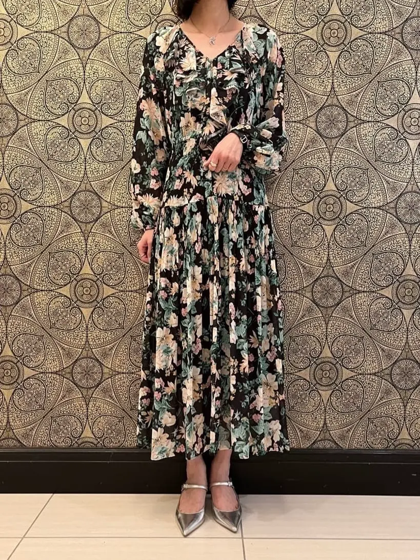 GRACE CONTINENTAL The Banquet 亀田 未希 コーディネート画像