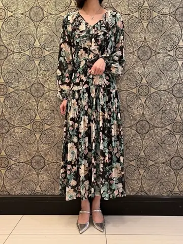 GRACE CONTINENTAL The Banquet 亀田 未希 コーディネート画像