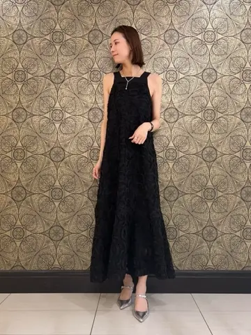 GRACE CONTINENTAL The Banquet 亀田 未希 コーディネート画像