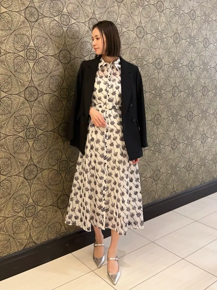 GRACE CONTINENTAL The Banquet 亀田 未希 コーディネート画像