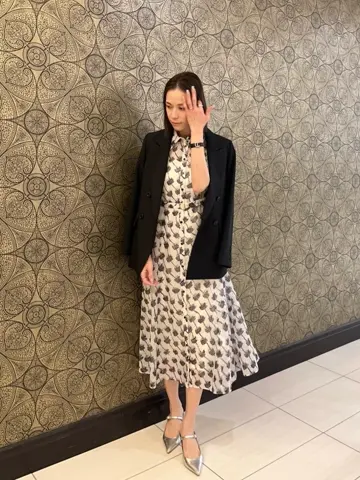 GRACE CONTINENTAL The Banquet 亀田 未希 コーディネート画像