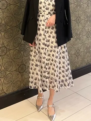 GRACE CONTINENTAL The Banquet 亀田 未希 コーディネート画像