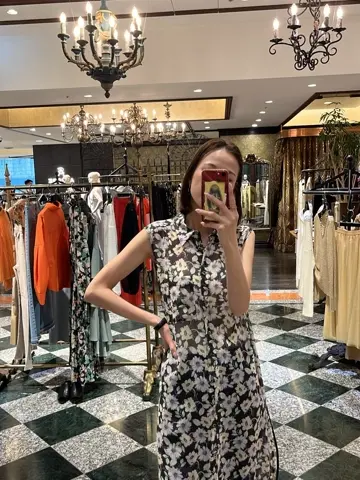 GRACE CONTINENTAL The Banquet 亀田 未希 コーディネート画像