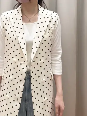 GRACE CONTINENTAL The Banquet 関谷　真琴 コーディネート画像