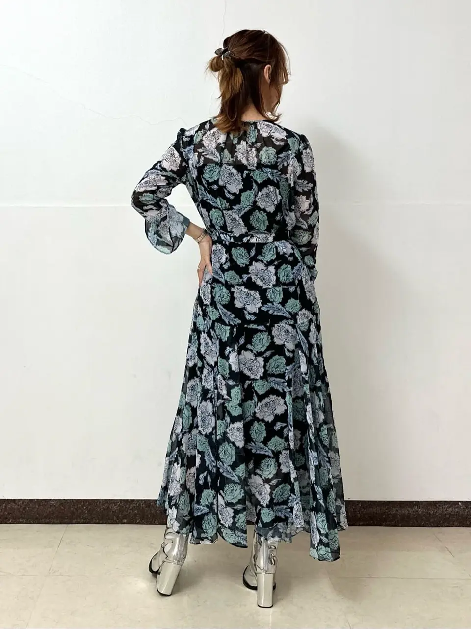 GRACE CONTINENTAL The Banquet Kogane. コーディネート画像