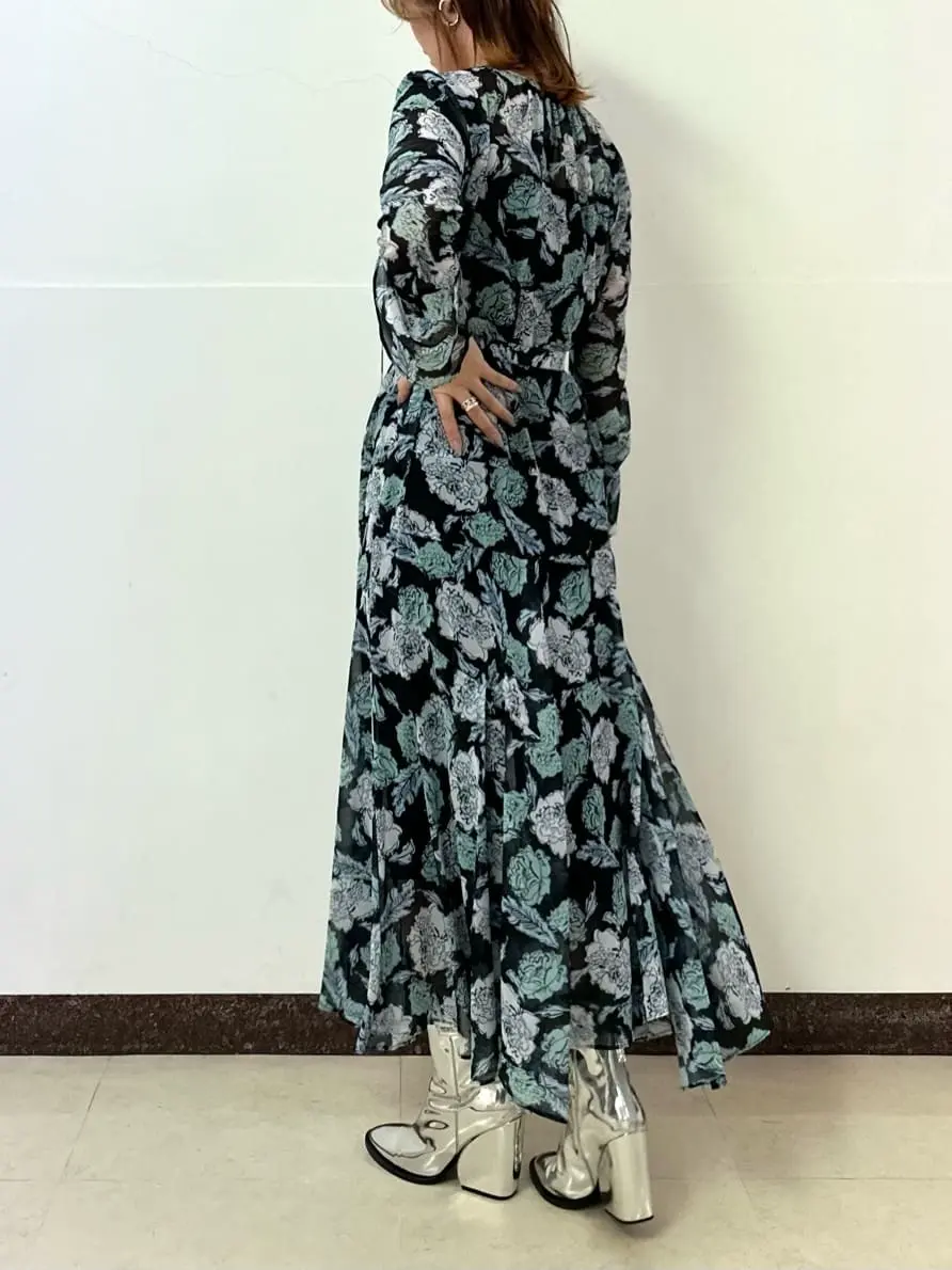 GRACE CONTINENTAL The Banquet Kogane. コーディネート画像