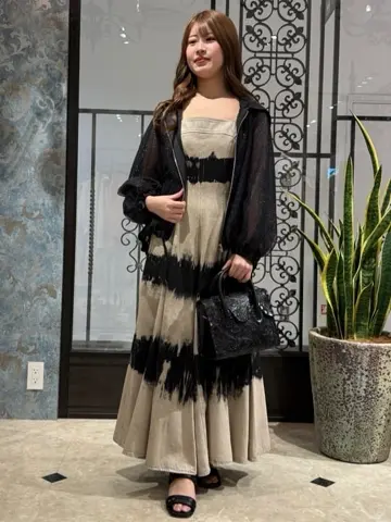 GRACE CONTINENTAL The Banquet 近藤　紫織 コーディネート画像