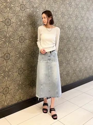 GRACE CONTINENTAL The Banquet 亀田 未希 コーディネート画像