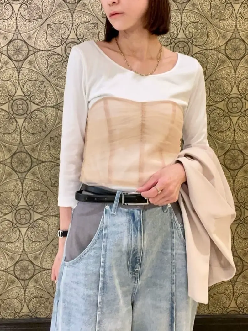 GRACE CONTINENTAL The Banquet 亀田 未希 コーディネート画像