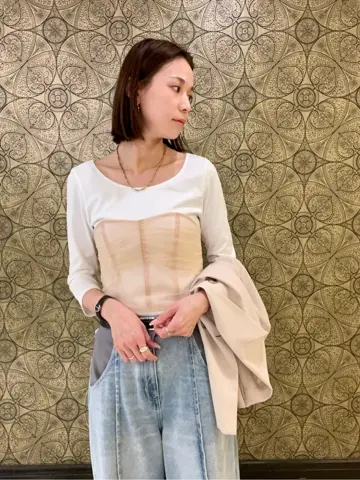 GRACE CONTINENTAL The Banquet 亀田 未希 コーディネート画像