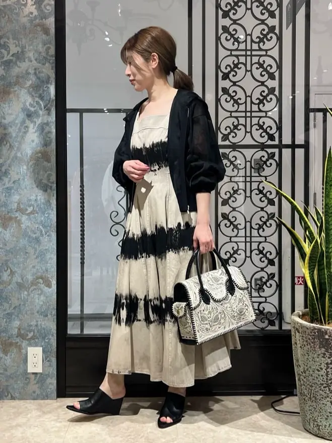 GRACE CONTINENTAL The Banquet 泉　智子 コーディネート画像