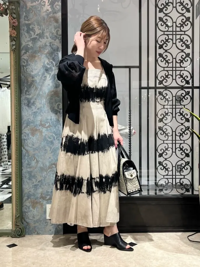 GRACE CONTINENTAL The Banquet 泉　智子 コーディネート画像