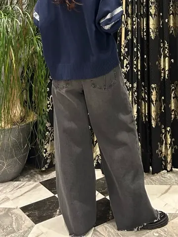 GRACE CONTINENTAL The Banquet 志田　悠 コーディネート画像