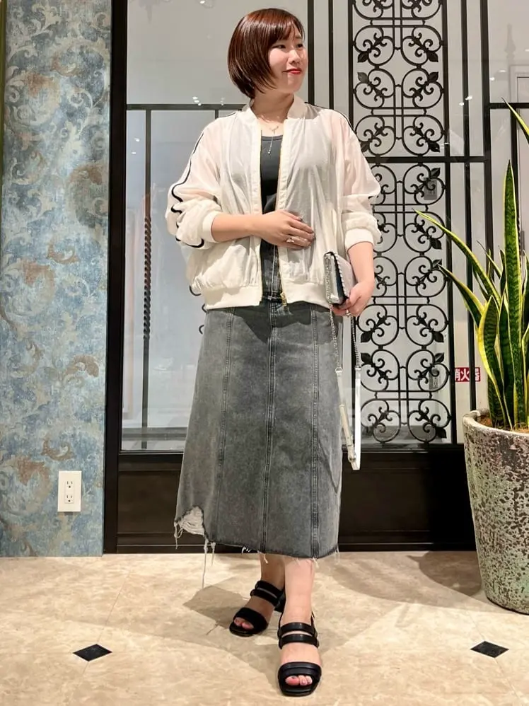  吉永　ひかる コーディネート画像