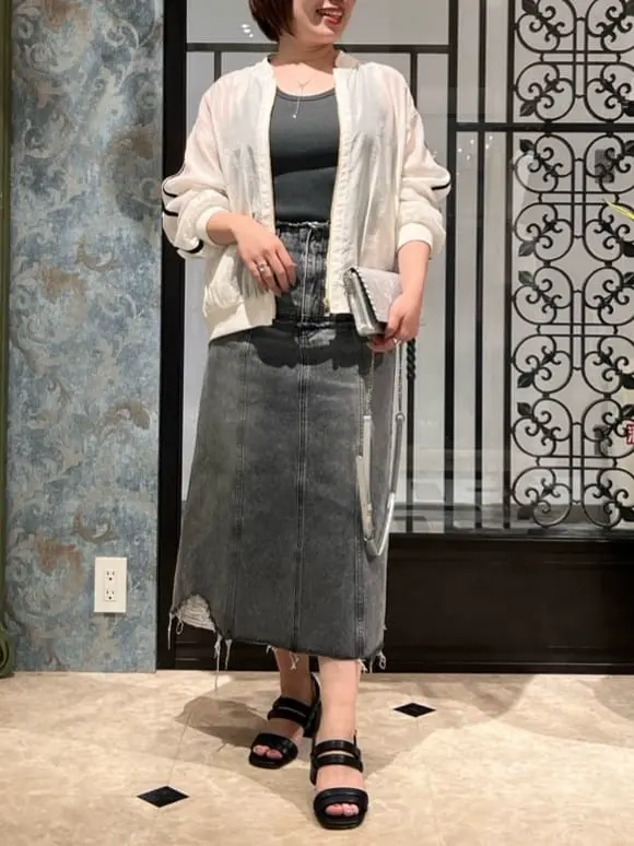 GRACE CONTINENTAL The Banquet 吉永　ひかる コーディネート画像