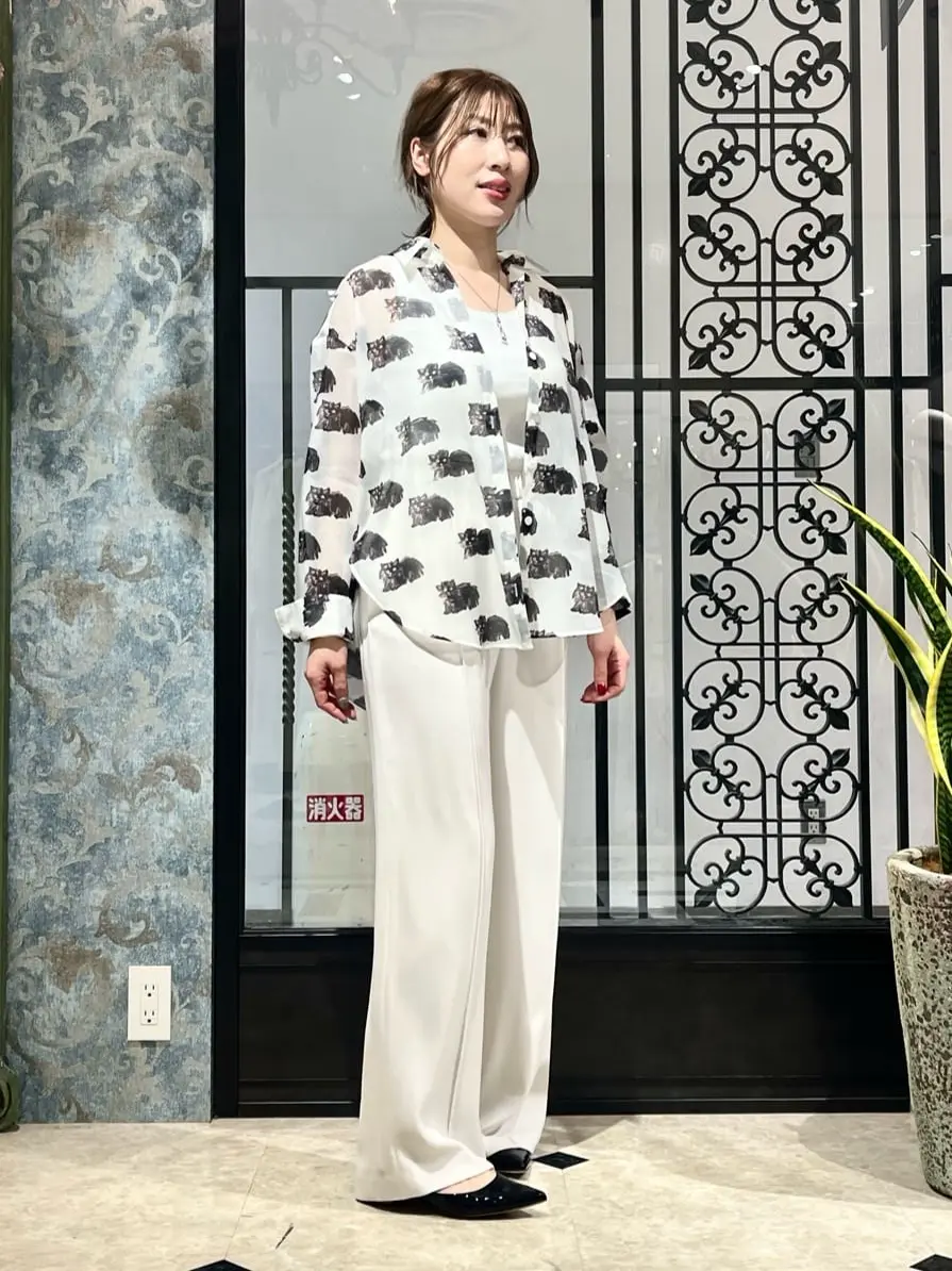 GRACE CONTINENTAL The Banquet 泉　智子 コーディネート画像