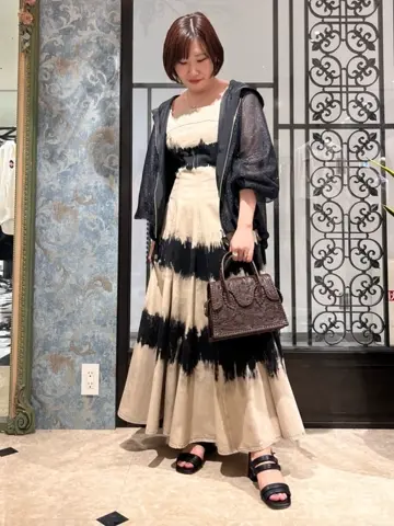 GRACE CONTINENTAL The Banquet 吉永　ひかる コーディネート画像