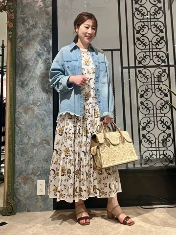 GRACE CONTINENTAL The Banquet 泉　智子 コーディネート画像