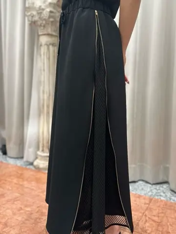 GRACE CONTINENTAL The Banquet 遠藤　みずき コーディネート画像