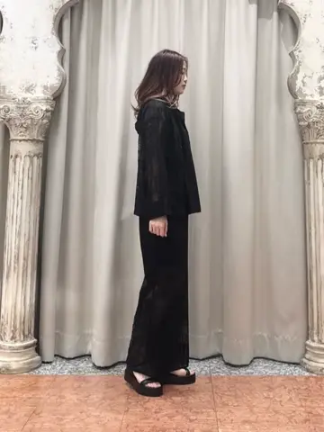 GRACE CONTINENTAL The Banquet 関谷　真琴 コーディネート画像