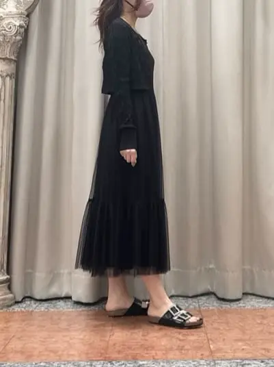 GRACE CONTINENTAL The Banquet 関谷　真琴 コーディネート画像