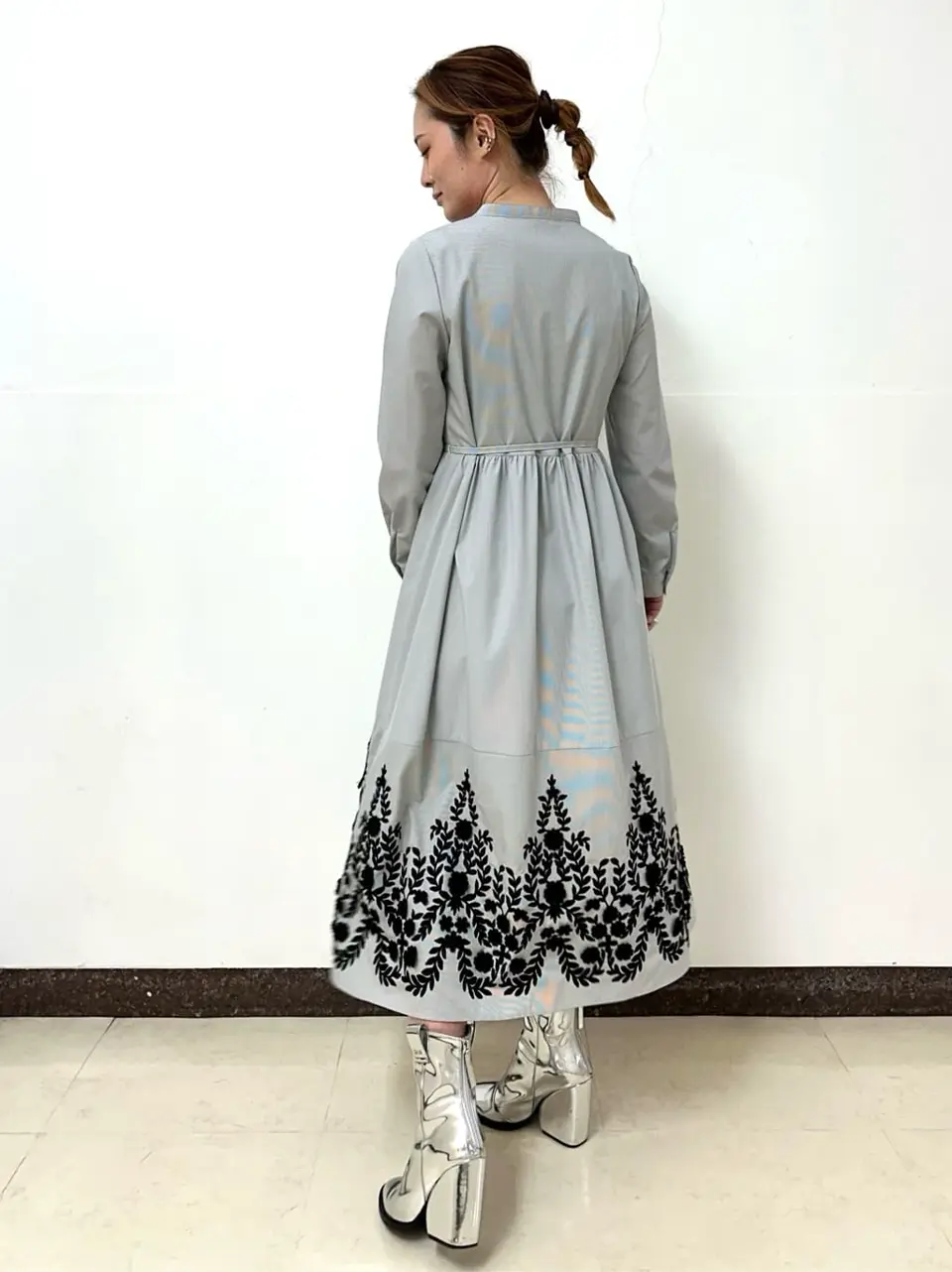 GRACE CONTINENTAL The Banquet Kogane. コーディネート画像