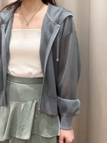 GRACE CONTINENTAL The Banquet 関谷　真琴 コーディネート画像