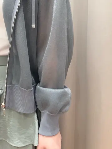 GRACE CONTINENTAL The Banquet 関谷　真琴 コーディネート画像