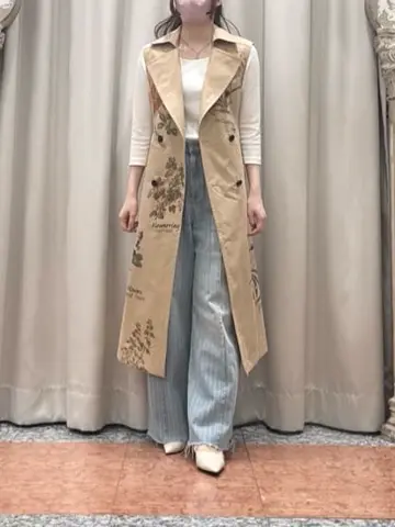 GRACE CONTINENTAL The Banquet 関谷　真琴 コーディネート画像