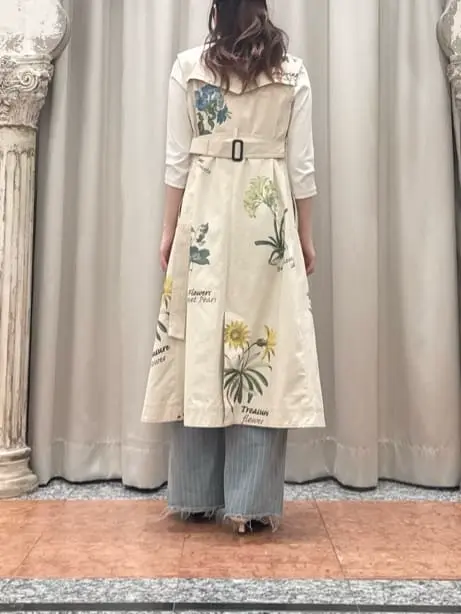 GRACE CONTINENTAL The Banquet 関谷　真琴 コーディネート画像