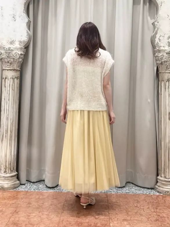 GRACE CONTINENTAL The Banquet 関谷　真琴 コーディネート画像