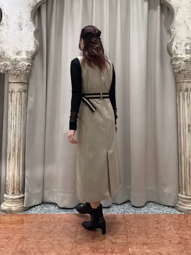 GRACE CONTINENTAL The Banquet 関谷　真琴 コーディネート画像