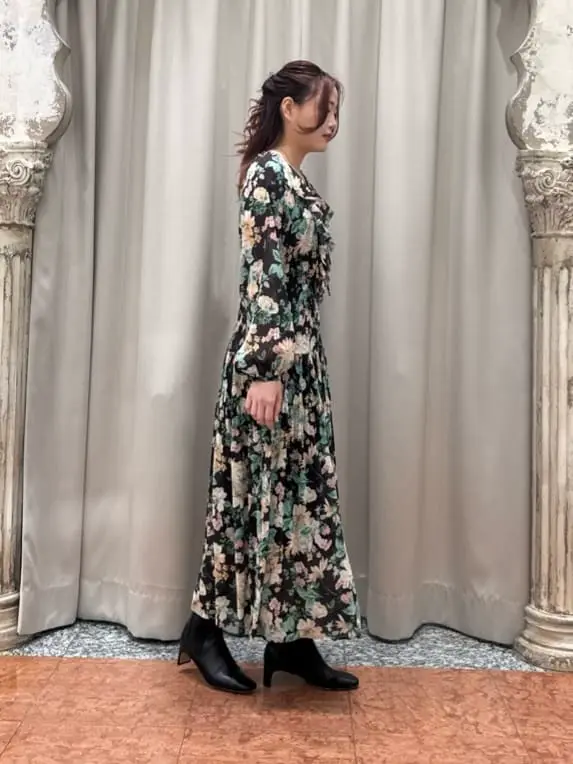 GRACE CONTINENTAL The Banquet 関谷　真琴 コーディネート画像