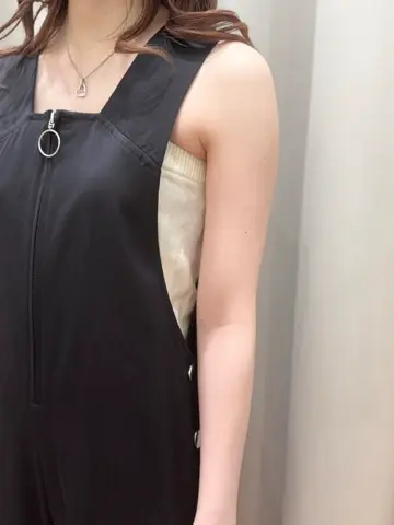 GRACE CONTINENTAL The Banquet 関谷　真琴 コーディネート画像