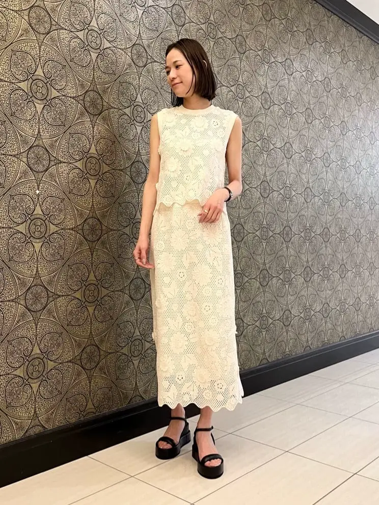 GRACE CONTINENTAL The Banquet 亀田 未希 コーディネート画像