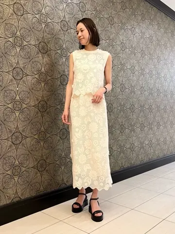 GRACE CONTINENTAL The Banquet 亀田 未希 コーディネート画像