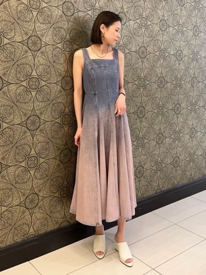 GRACE CONTINENTAL The Banquet 亀田 未希 コーディネート画像