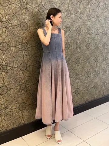 GRACE CONTINENTAL The Banquet 亀田 未希 コーディネート画像